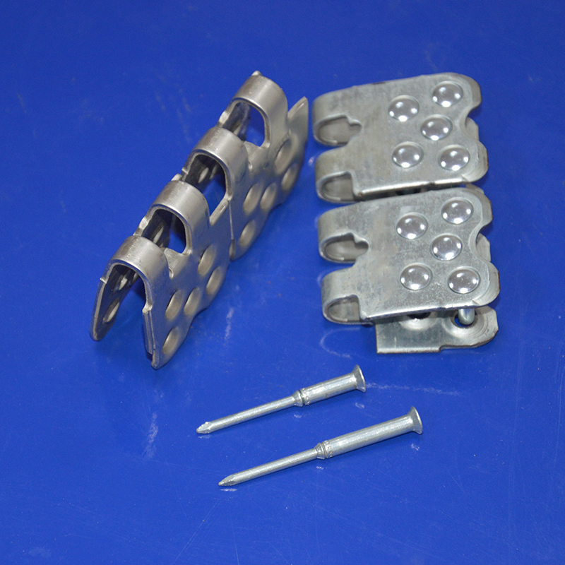 鉚釘輸送帶鋼扣，輸送帶狼牙扣，輸送帶針式鋼扣，輸送帶蝴蝶扣，鋼扣機
